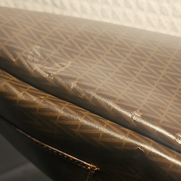 Mario Valentino Bag - Picture 9 of 11